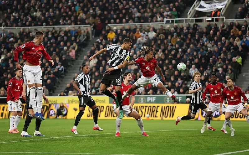 Osula đầu quân cho Sheffield United 